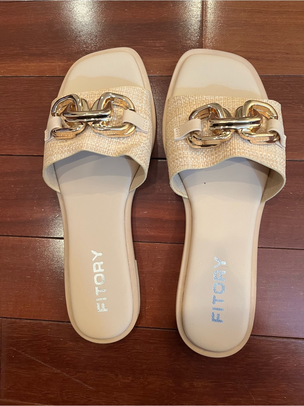 Fitroy Beige Raffia Slide Sandals with Gold Chain